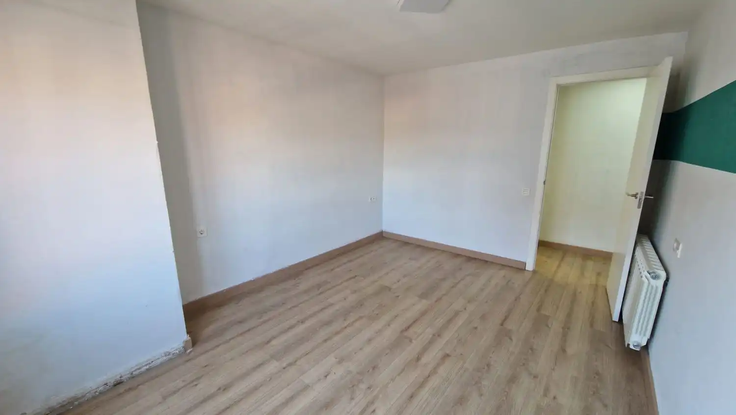 Piso en venta en León Capital  con Calefacción, Terraza y Trastero
