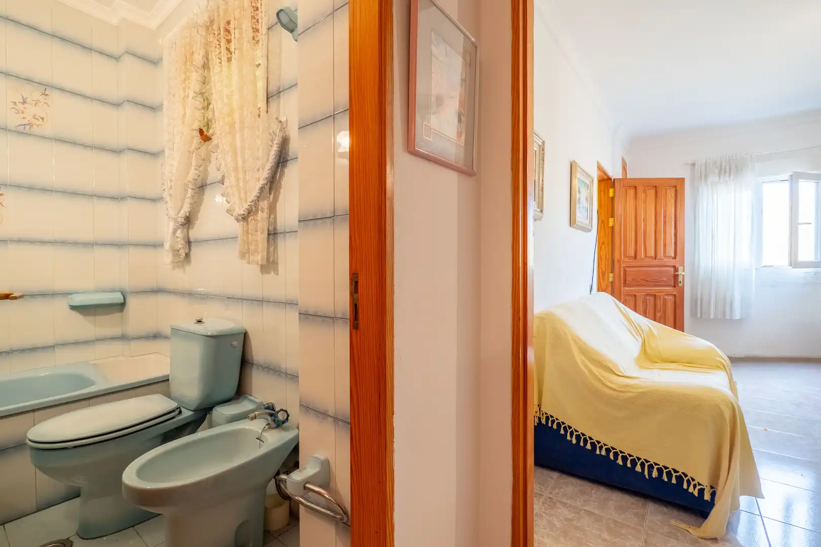 Dormitori de Casa o xalet en venda en Santa María de Guía de Gran Canaria amb Terrassa, Moblat i Balcó