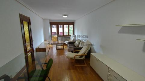Foto 5 de Piso de alquiler en De Pedro Masaveu, Auditorio - Seminario - Parque de Invierno, Asturias