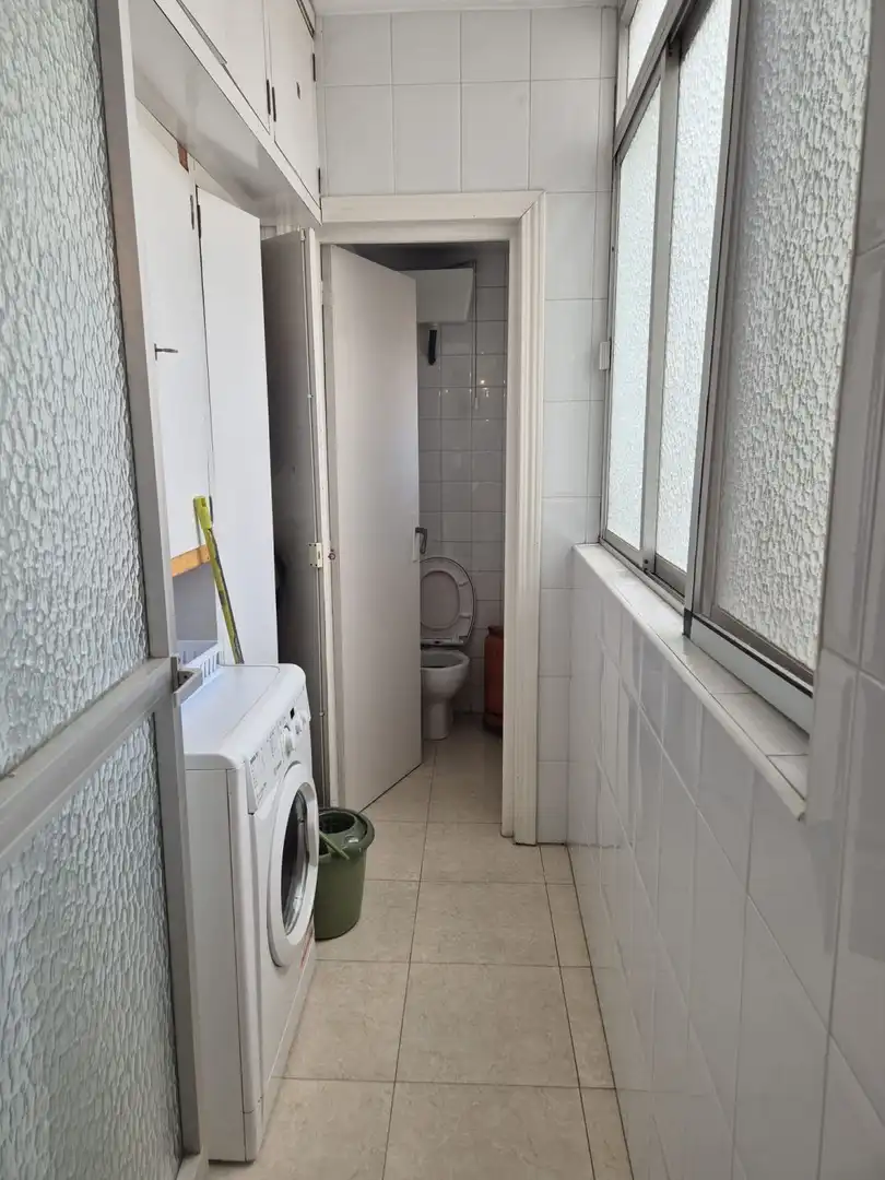 Baño de Piso de alquiler en Badajoz con Amueblado