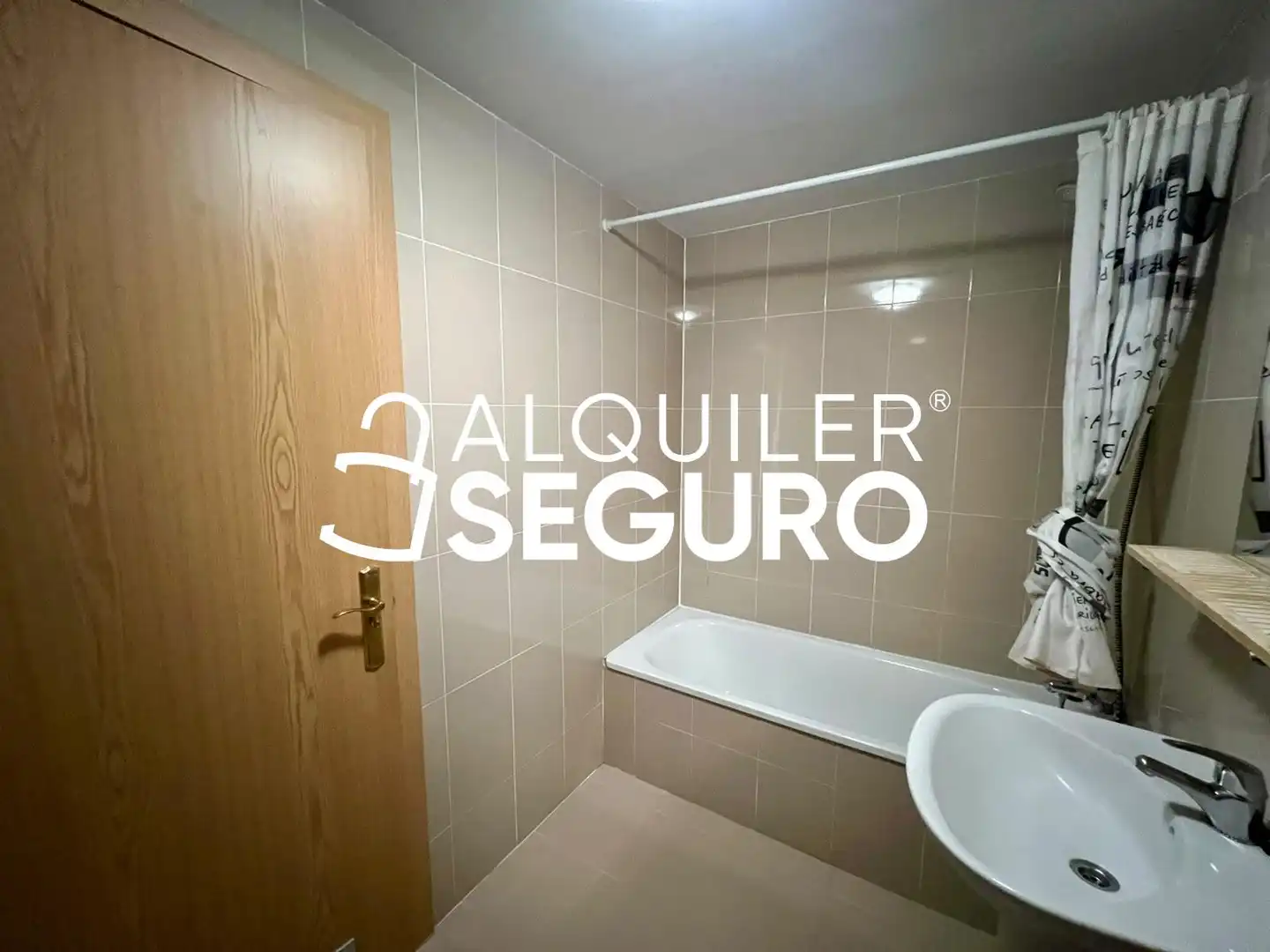 Bany de Pis de lloguer en Miramadrid