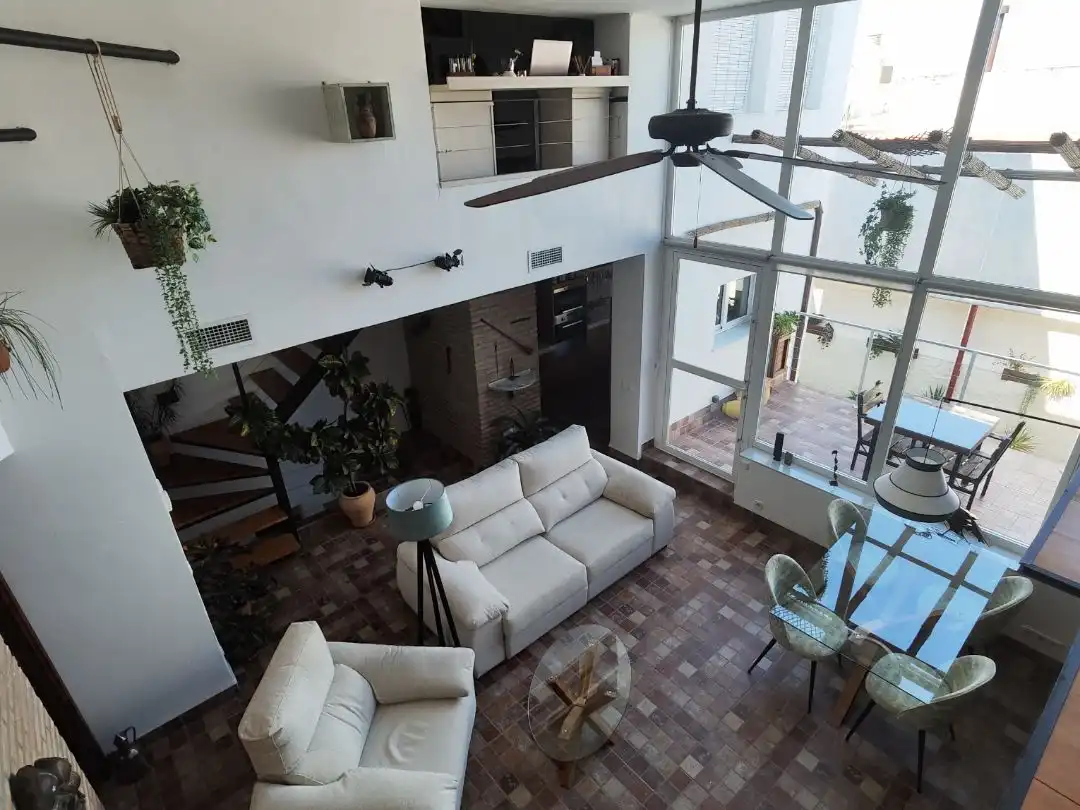 Sala d'estar de Casa o xalet en venda en Dos Hermanas amb Aire condicionat, Terrassa i Balcó