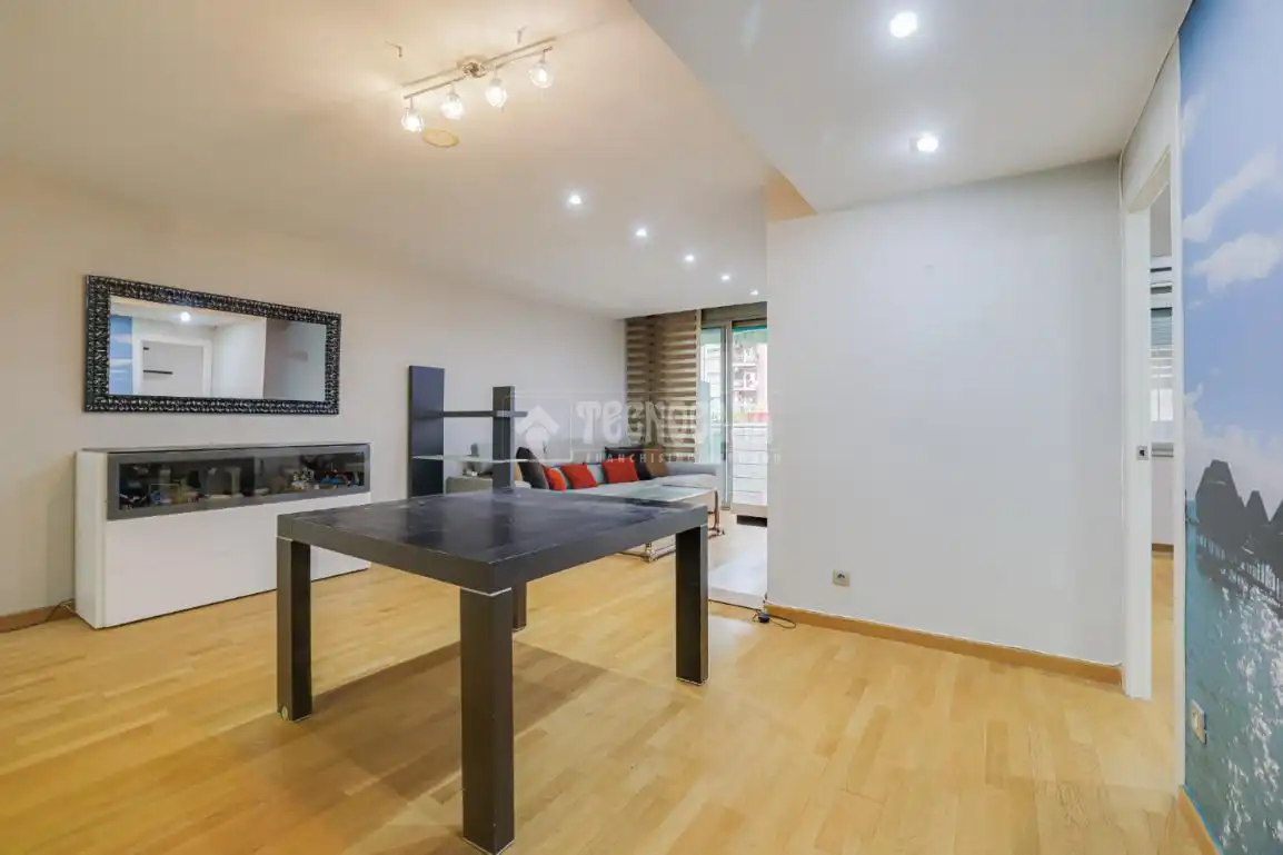 Sala de estar de Piso en venta en Barcelona con Aire acondicionado, Parquet y Terraza