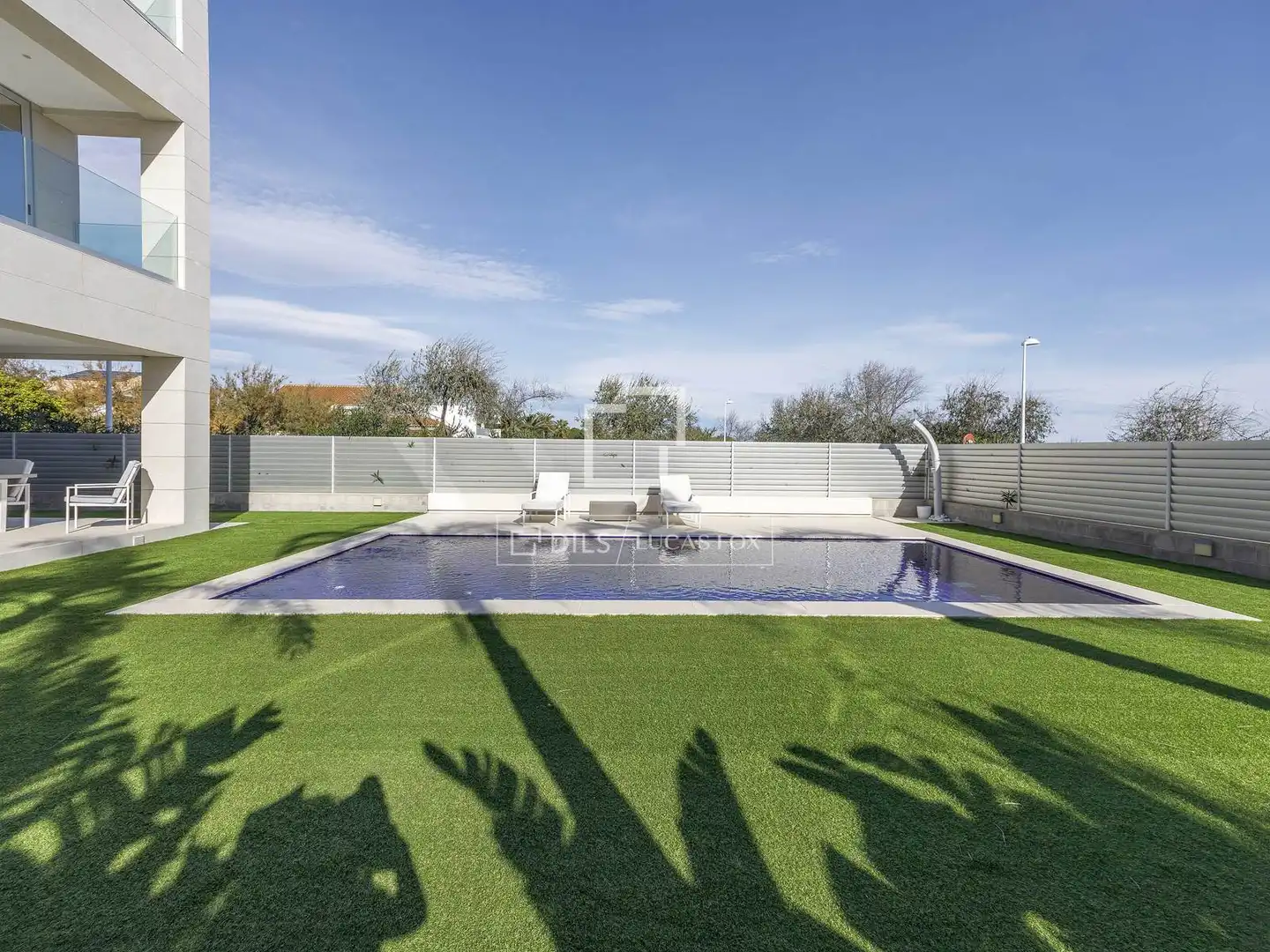 Piscina de Casa o chalet en venta en Sagunto / Sagunt con Aire acondicionado, Calefacción y Jardín privado