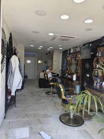 Local comercial en Venta en De Gènova en El Guinardó