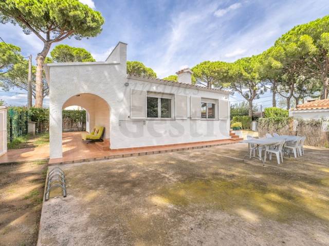 Casa-chalet en Venta en Calle Forjador Del, 3 en Platja de Mont-roig