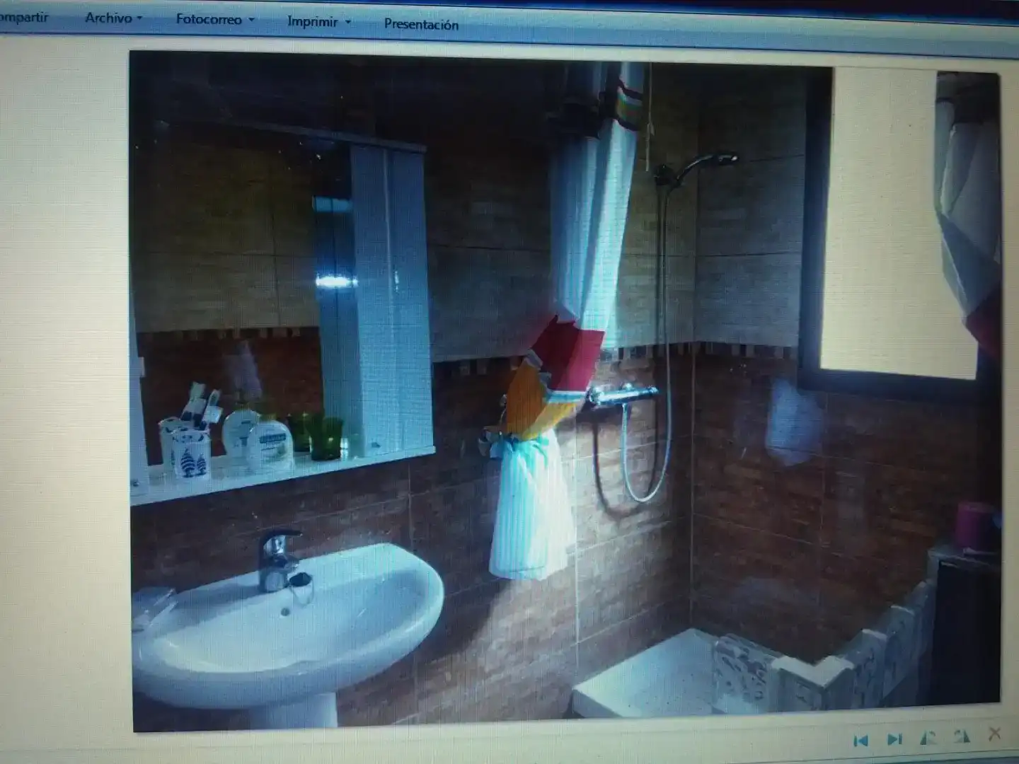 Baño de Casa o chalet en venta en Valdemorillo de la Sierra, Cuenca