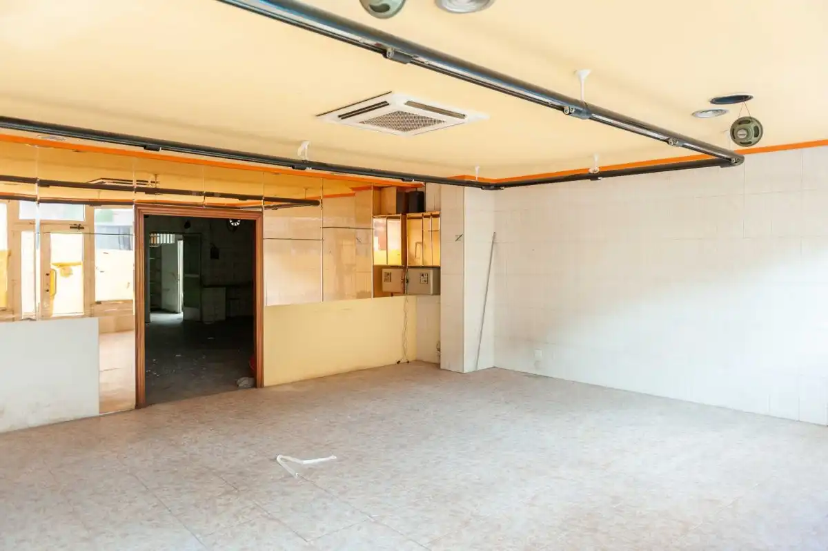 Local comercial en venda a Centro, imagen 2