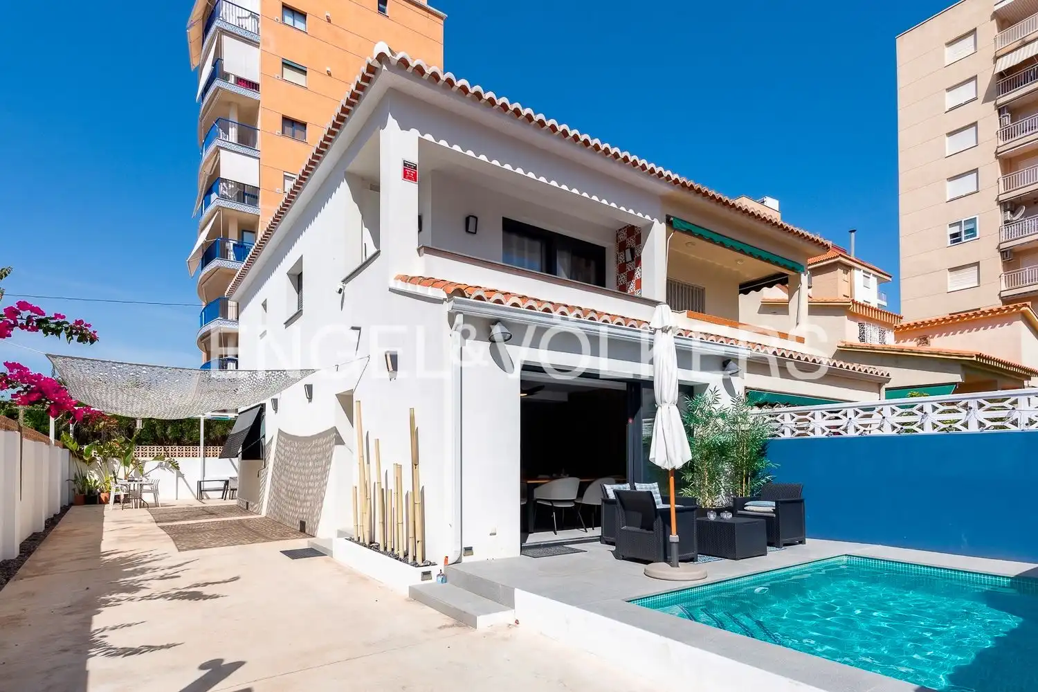 Exterior view of Houses for sale in Gandia  with Air Conditioner, Heating and Private garden