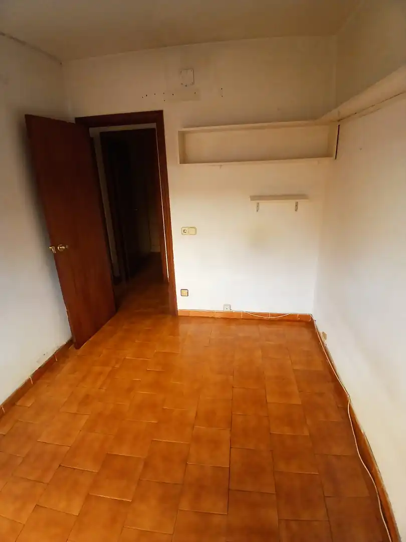 Flat for sale in C/ Huguet, Eixample