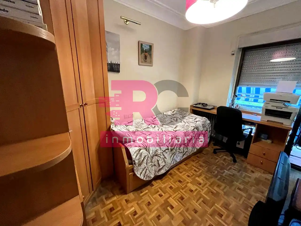Flat for rent in Salesas