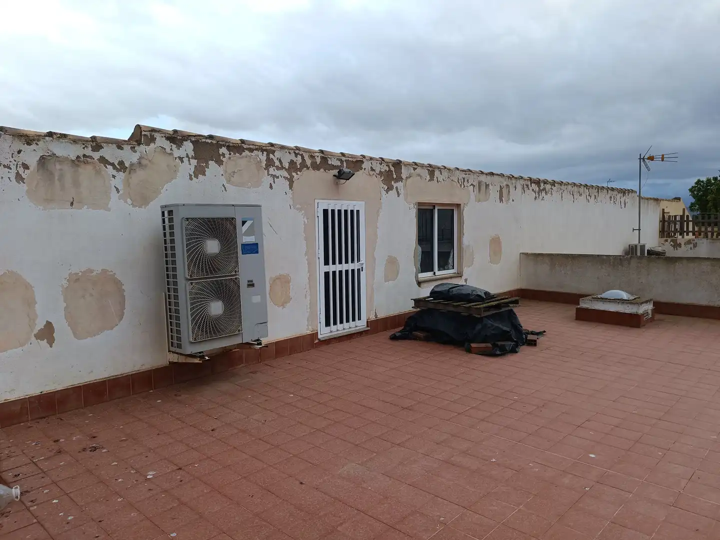 Vista exterior de Casa adosada en venta en Cartagena con Aire acondicionado, Terraza y Trastero