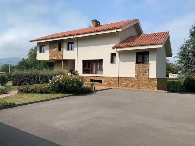 Xalet en venda a Llanera, imagen 5
