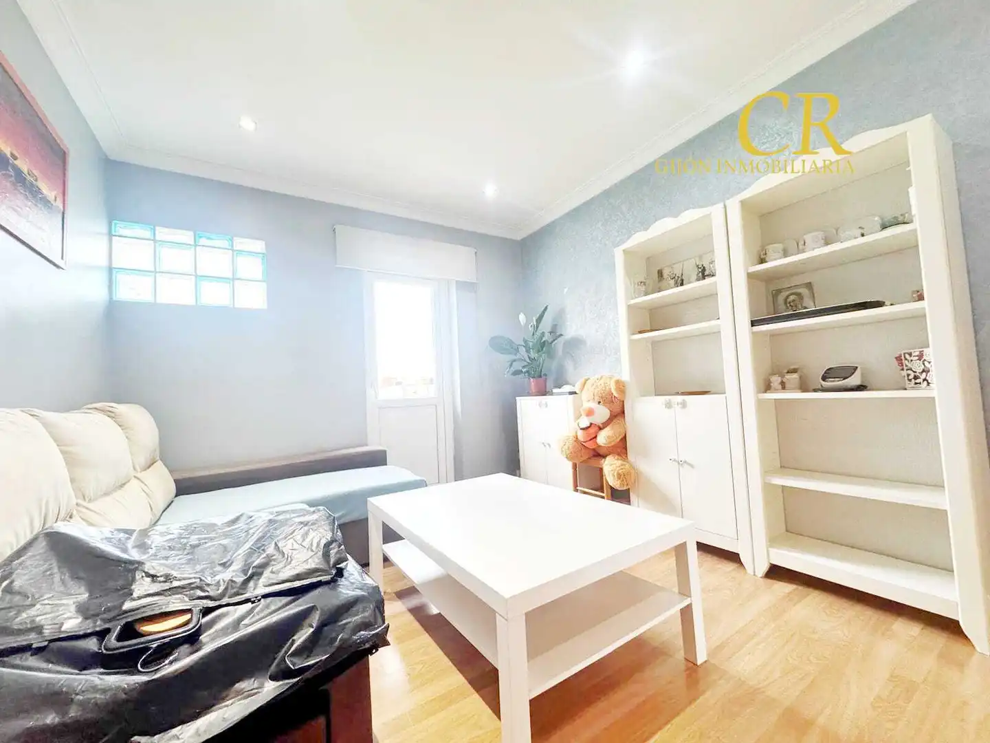 Sala de estar de Piso en venta en Gijón  con Trastero y Amueblado