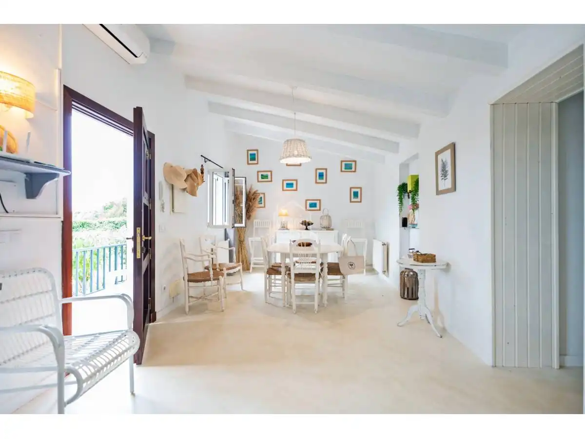 Menjador de Finca rústica en venda en Sant Lluís amb Calefacció, Jardí privat i Terrassa