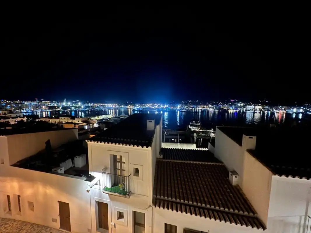 Vista exterior de Dúplex en venta en Eivissa con Calefacción, Terraza y Amueblado