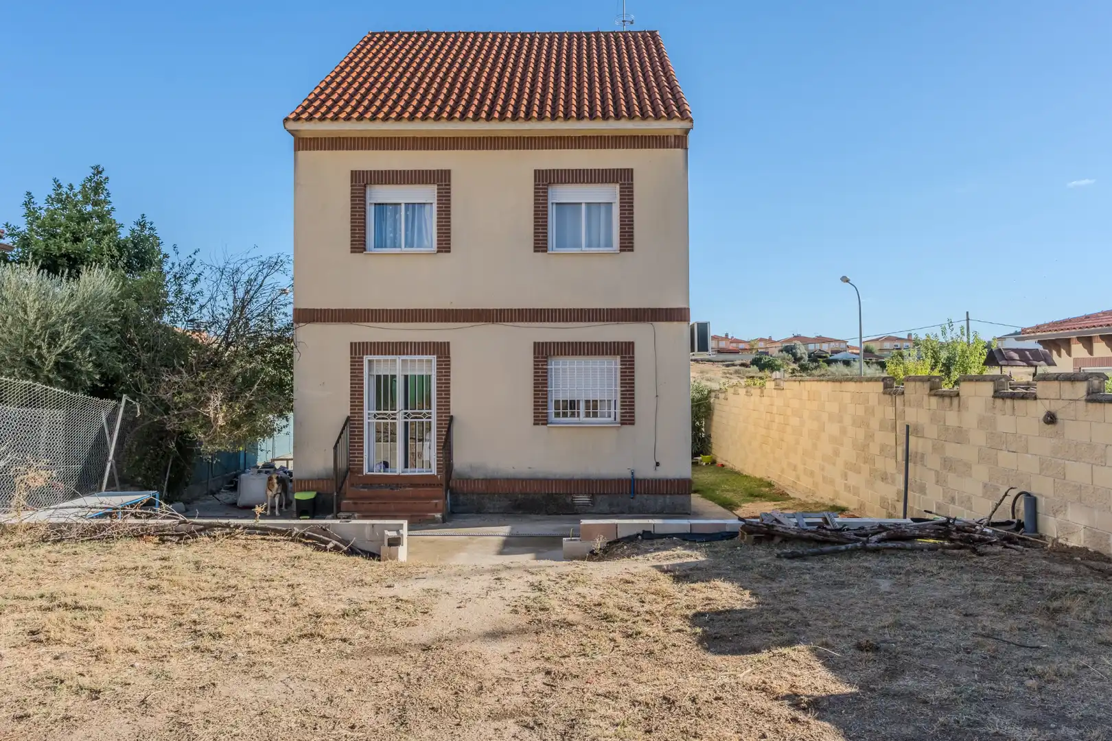 Detached house with garden for sale in Avenida Juan Pablo II, imagen 5
