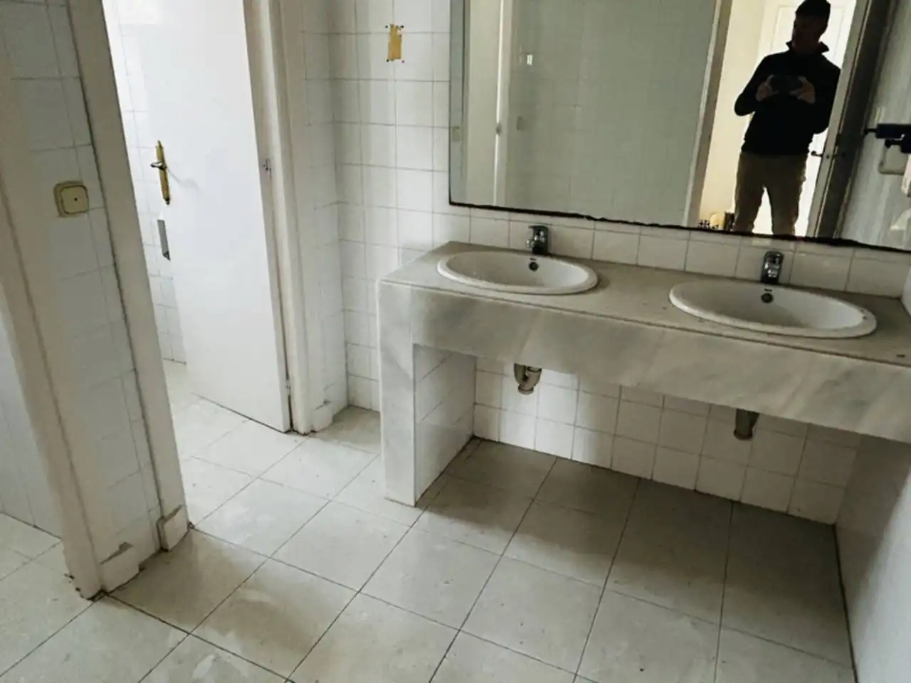 Badezimmer von Geschaftsraum zum Verkauf in Almuñécar