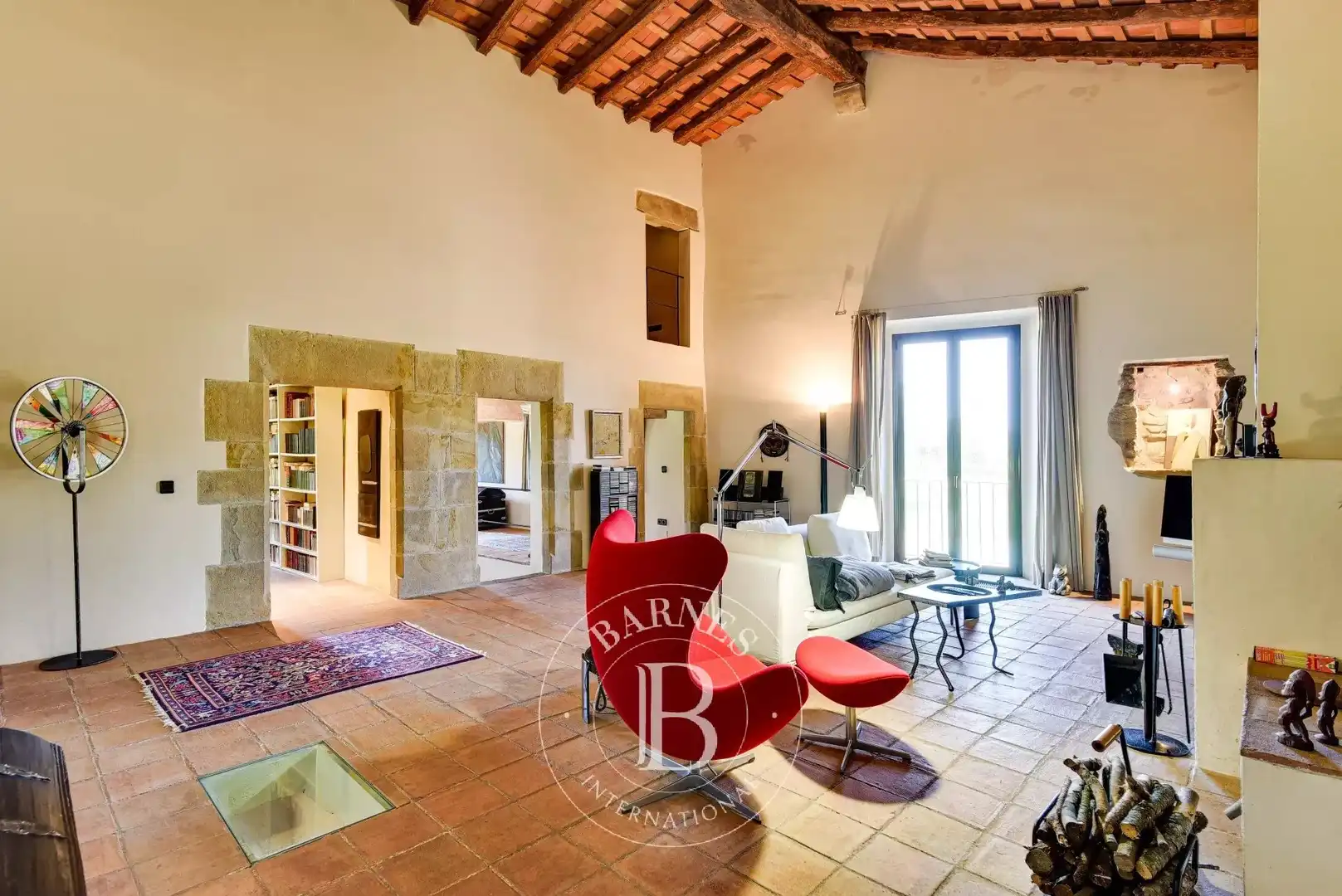 Sala d'estar de Finca rústica en venda en La Bisbal d'Empordà amb Aire condicionat, Calefacció i Jardí privat