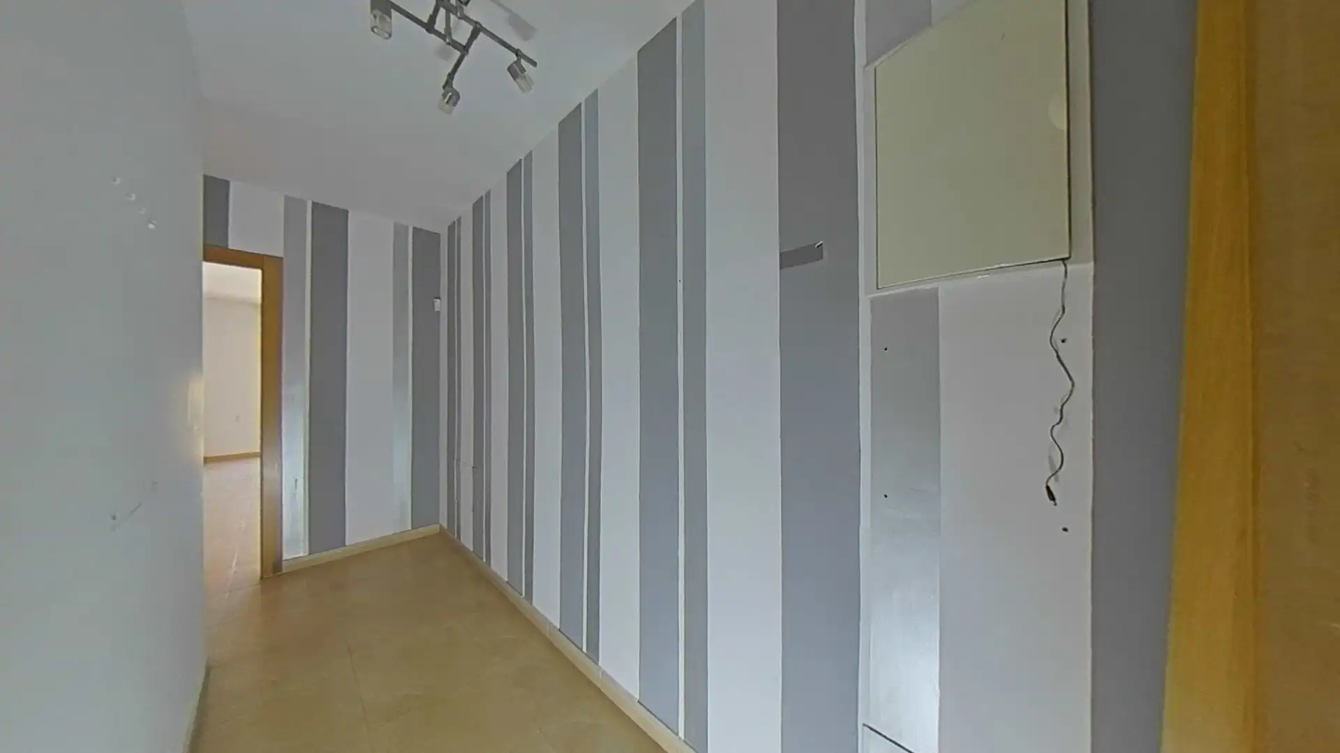Habitación de Piso en venta en Puerto Lumbreras con Aire acondicionado y Balcón