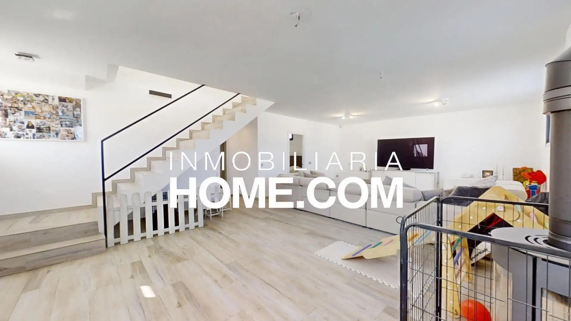Chalet con piscina en venta en Calle de Benalmádena, imagen 31