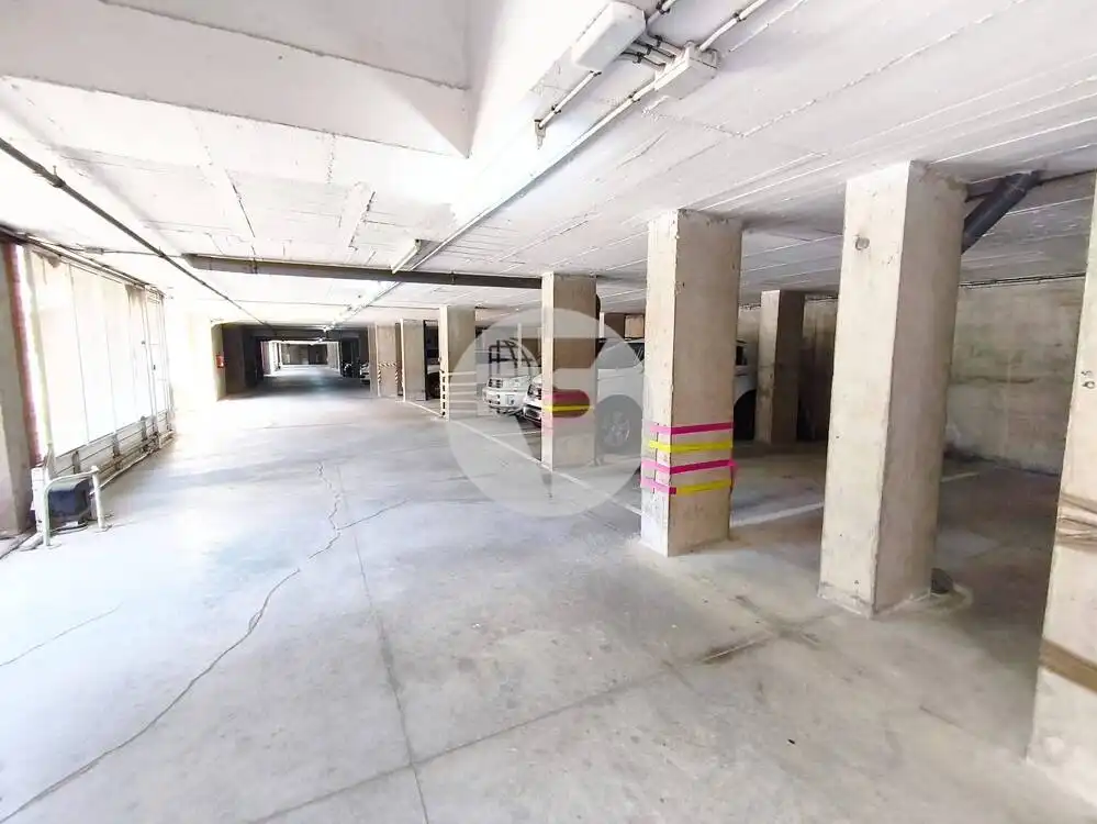Parking de Piso en venta en Manresa con Calefacción y Balcón