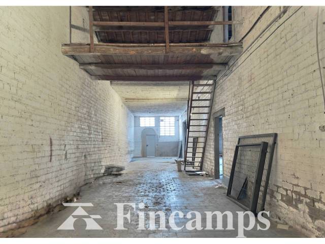 Local comercial en Alquiler en Antoni Cusidó en Creu Alta