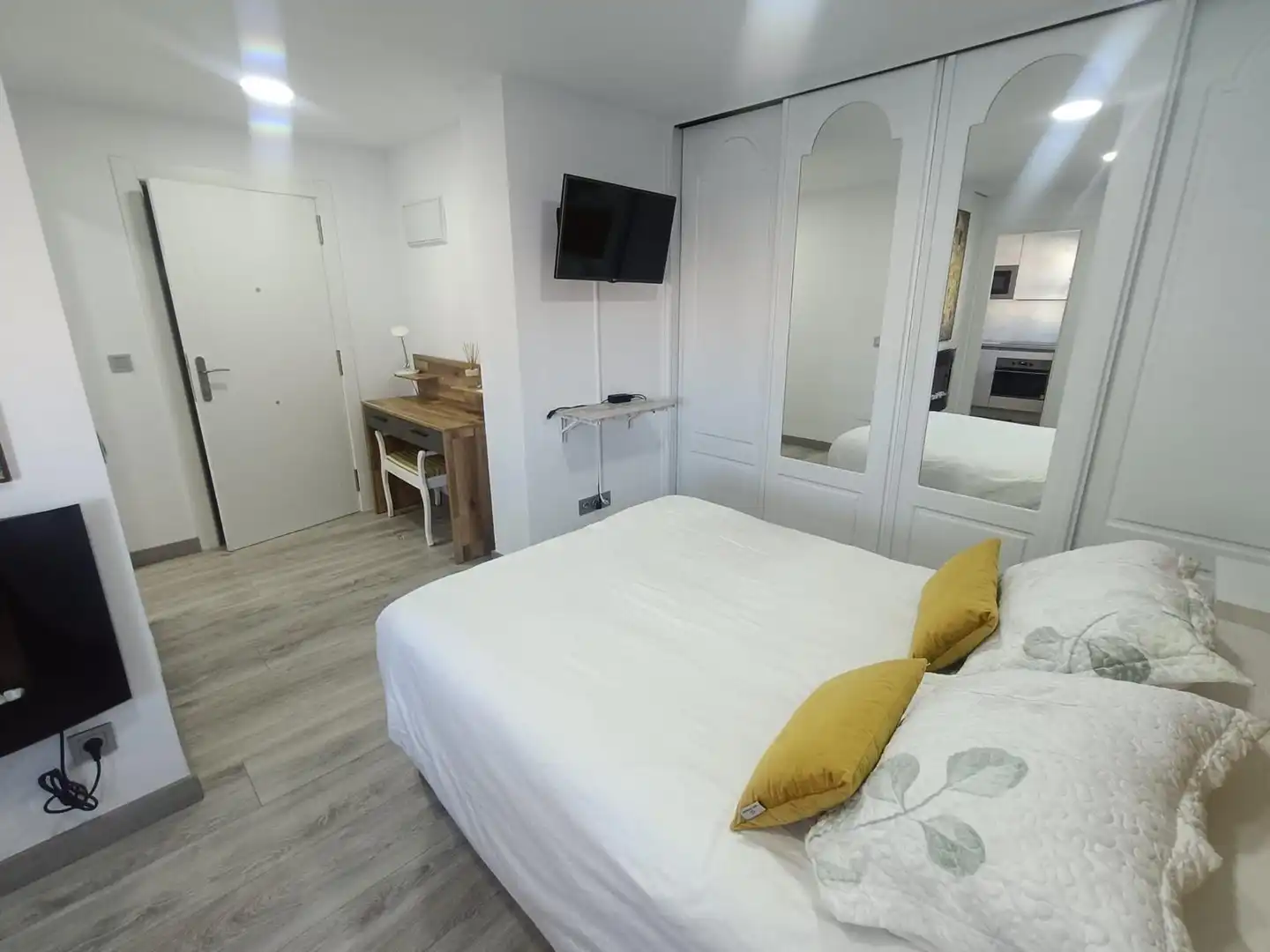 Schlafzimmer von Wohnung zum Verkauf in Santander mit Heizung und Balkon