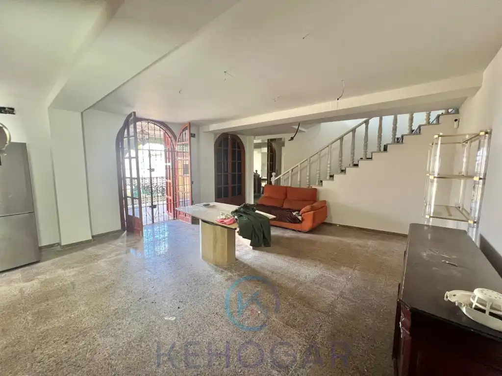 Casa o chalet en venta en Dos Hermanas con Piscina
