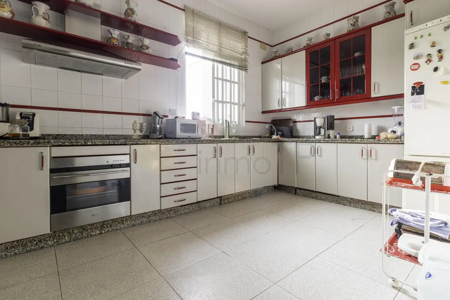 Cocina de Casa o chalet en venta en Huelva con Aire acondicionado, Calefacción y Jardín privado