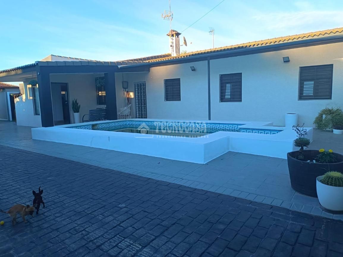 Swimming pool of Country house for sale in Chiclana de la Frontera