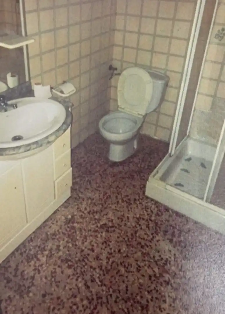 Baño de Oficina de alquiler en Corbins