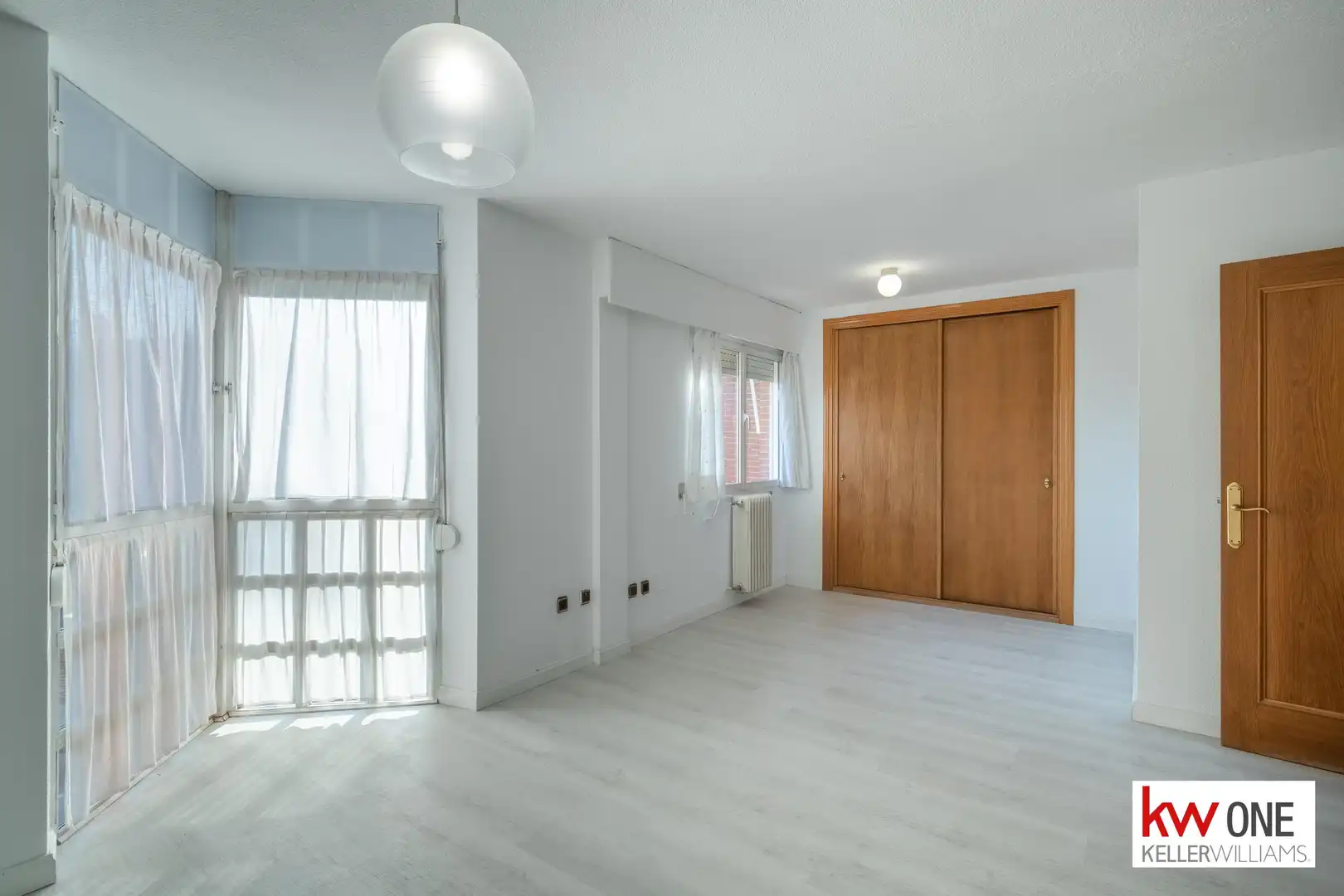 Casa adosada de alquiler en Pozuelo de Alarcón con Aire acondicionado, Calefacción y Jardín privado