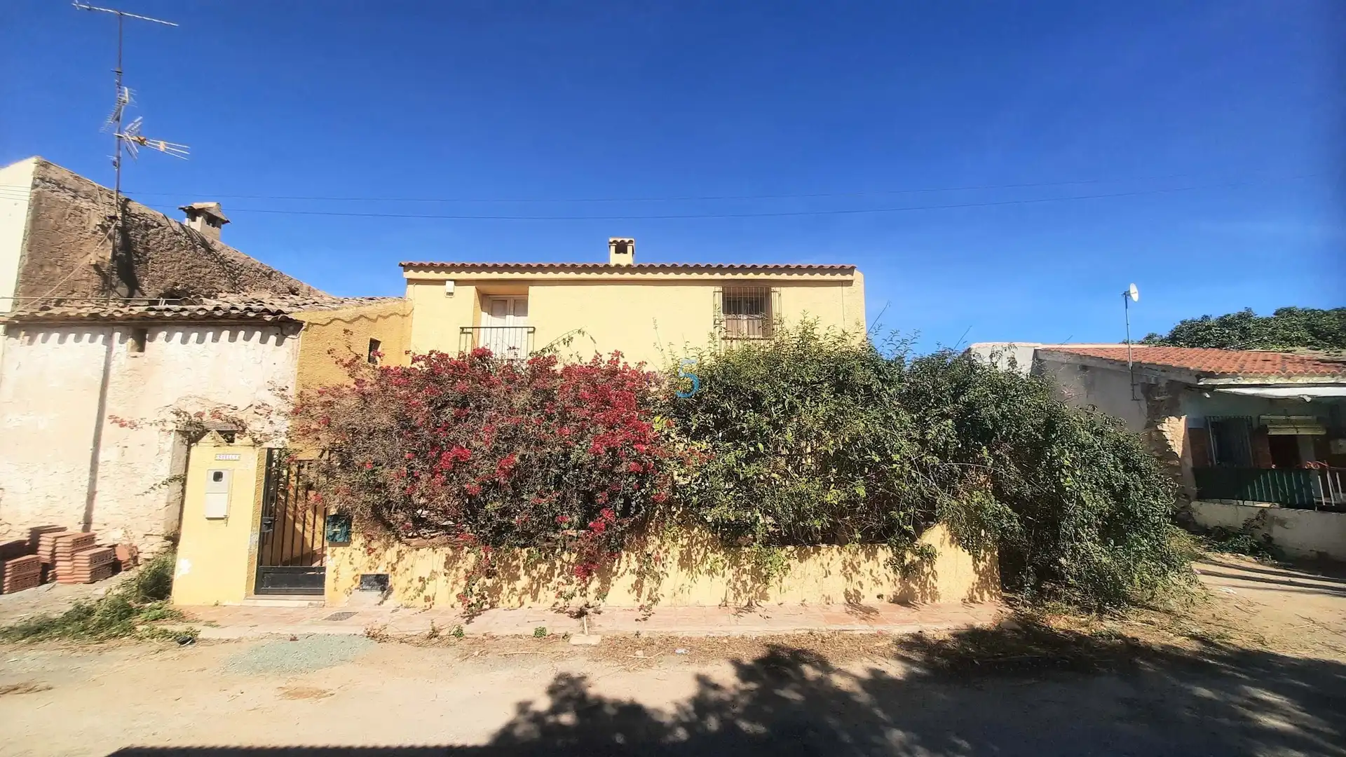 Vista exterior de Casa adosada en venda en Torre-Pacheco amb Terrassa, Traster i Moblat