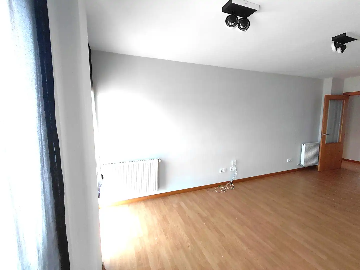 Habitación de Piso en venta en Oleiros con Calefacción, Parquet y Trastero