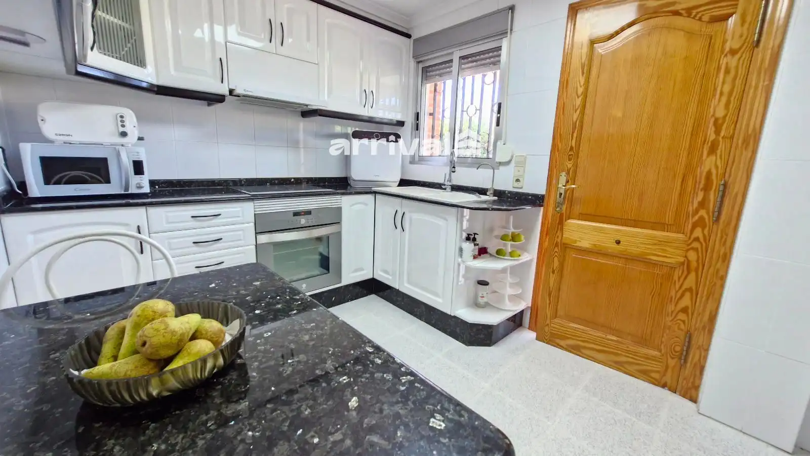 Cocina de Casa o chalet en venta en Paterna con Aire acondicionado, Jardín privado y Terraza