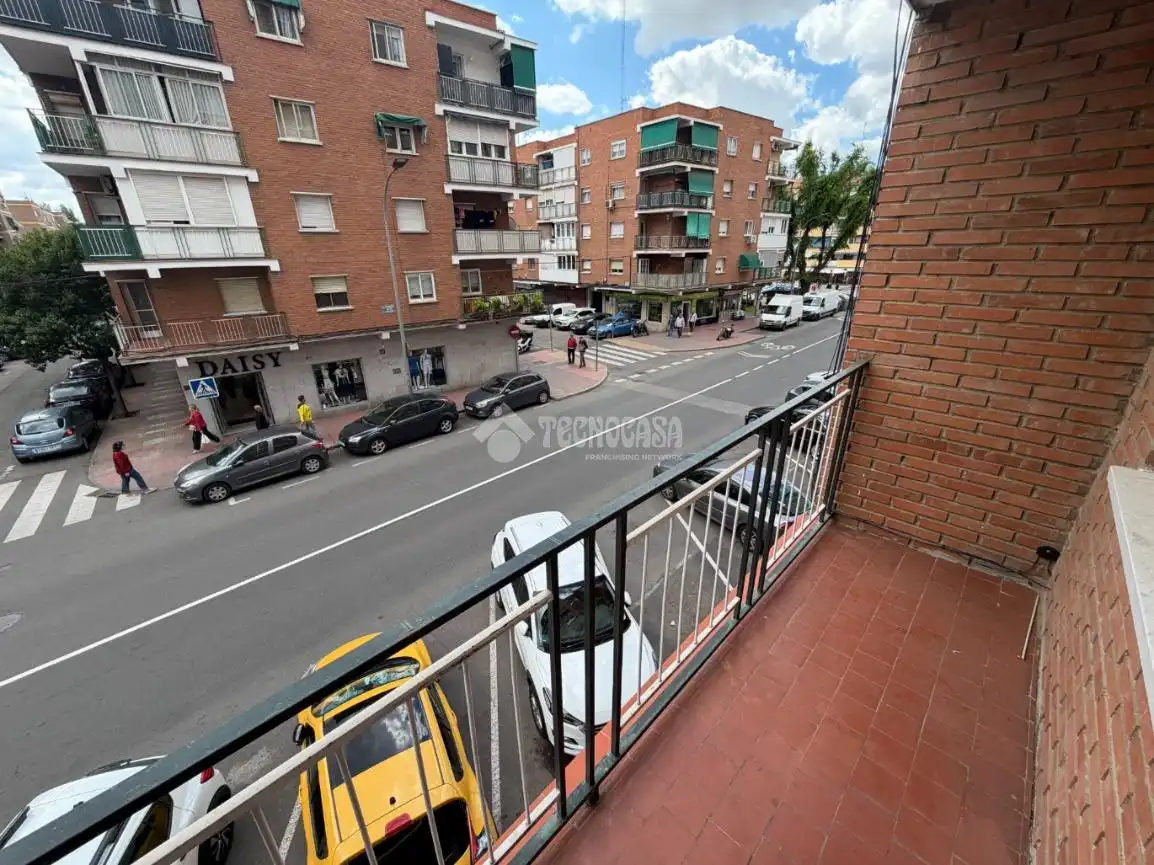 Exterior view of Flat for sale in Alcalá de Henares  with Terrace