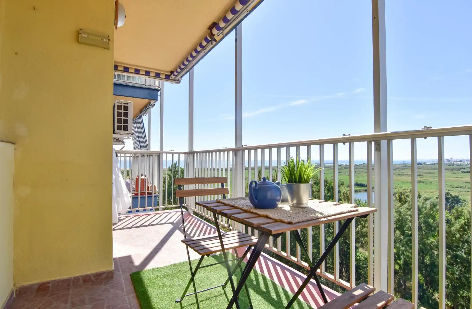 Piso con piscina en venta en Platja de la Pobla de Farnals, imagen 2