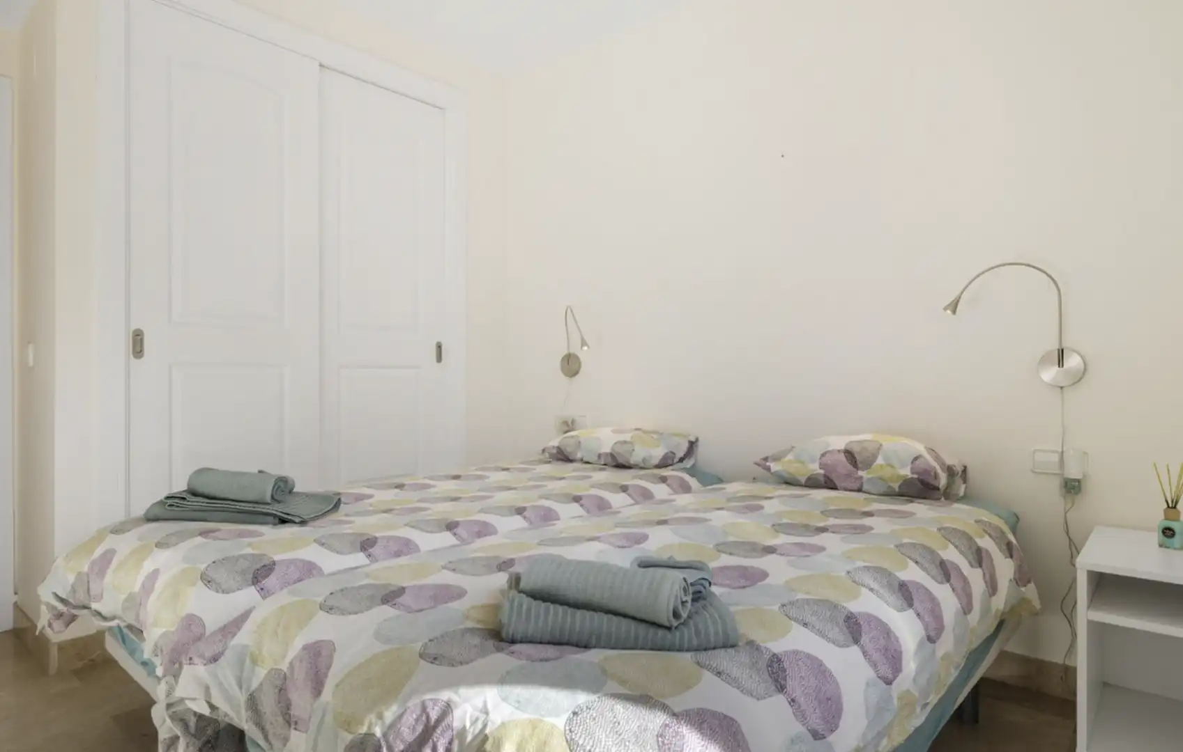 Dormitori de Dúplex en venda en Estepona amb Aire condicionat, Calefacció i Terrassa