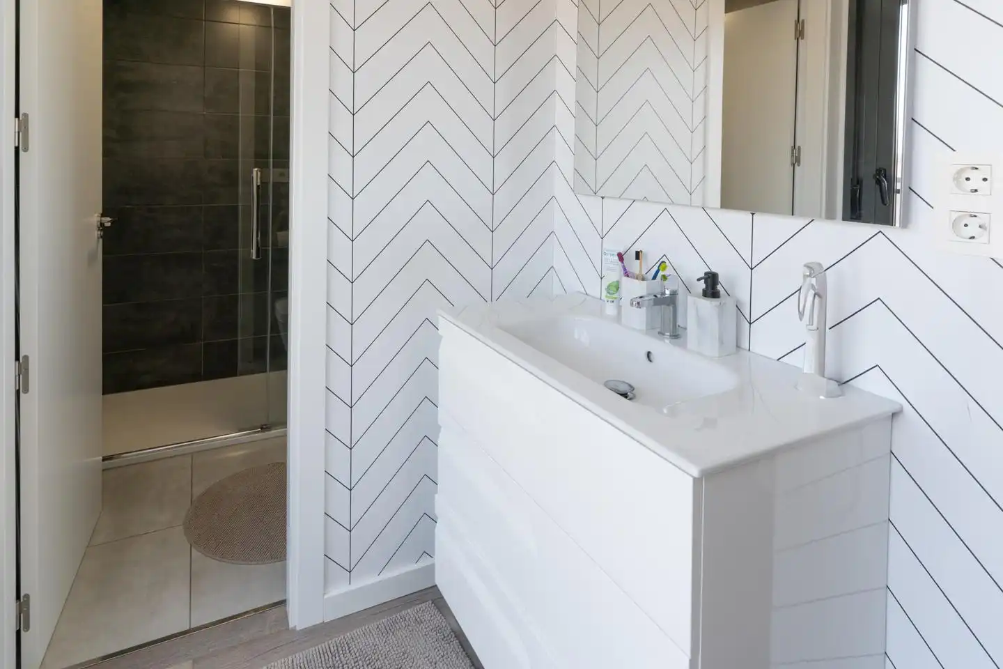 Baño de Casa adosada en venta en Santa Pola con Aire acondicionado, Calefacción y Parquet