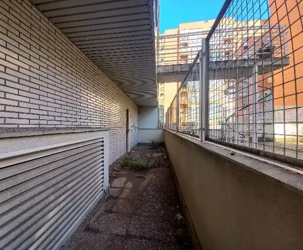 Außenansicht von Geschaftsraum zum Verkauf in Zaragoza