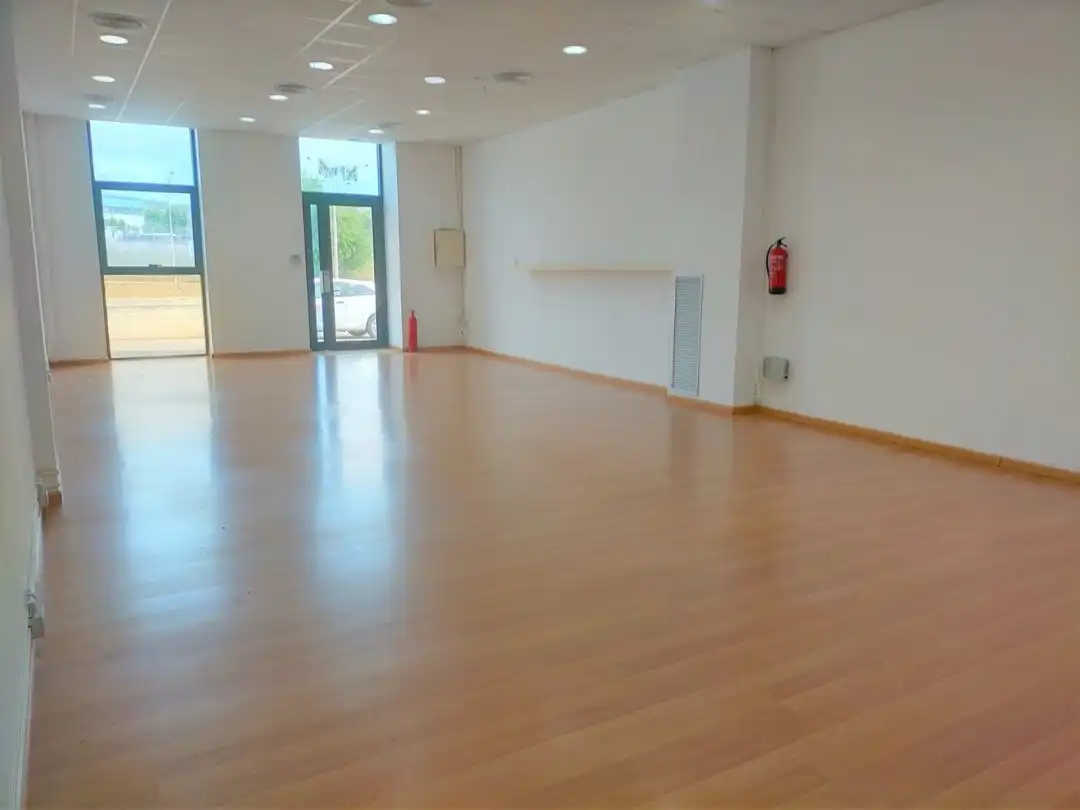 Oficina en alquiler en Pla d'en Boet