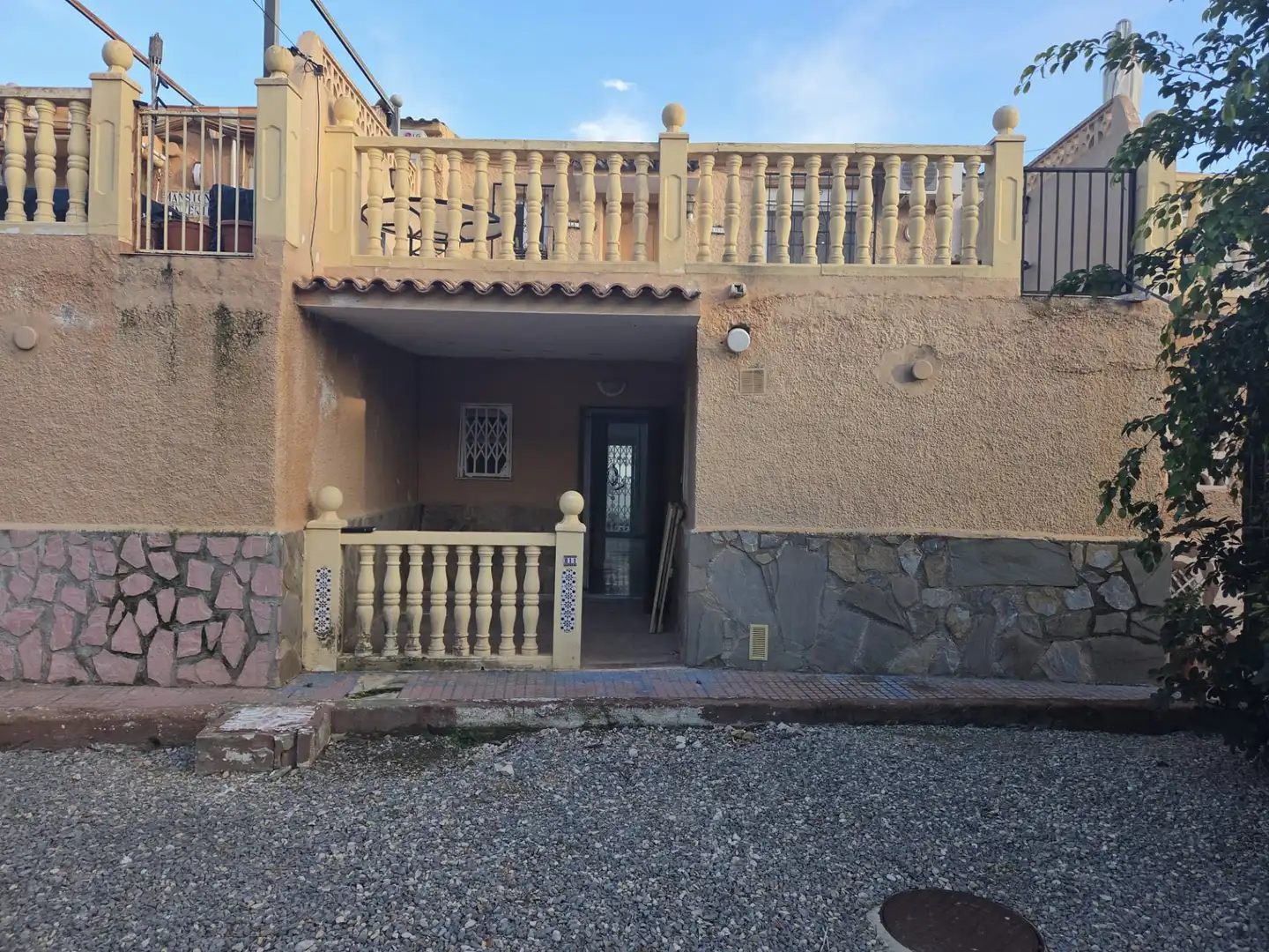 Vista exterior de Casa adosada en venta en L'Alfàs del Pi con Terraza