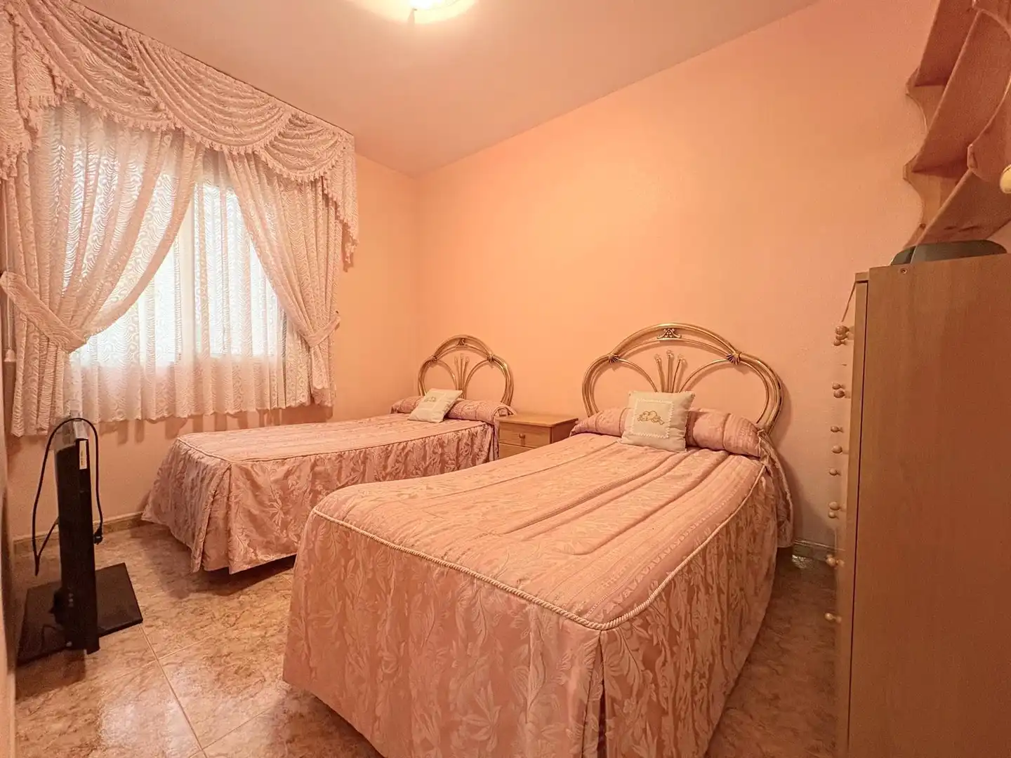 Schlafzimmer von Wohnung zum Verkauf in Albal mit Klimaanlage, Abstellraum und Balkon