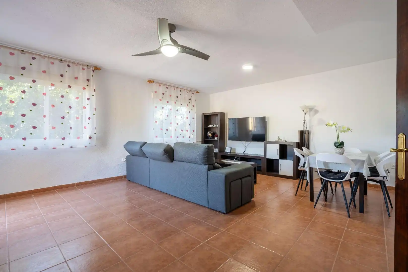 Sala de estar de Dúplex en venta en Vícar con Aire acondicionado, Calefacción y Jardín privado