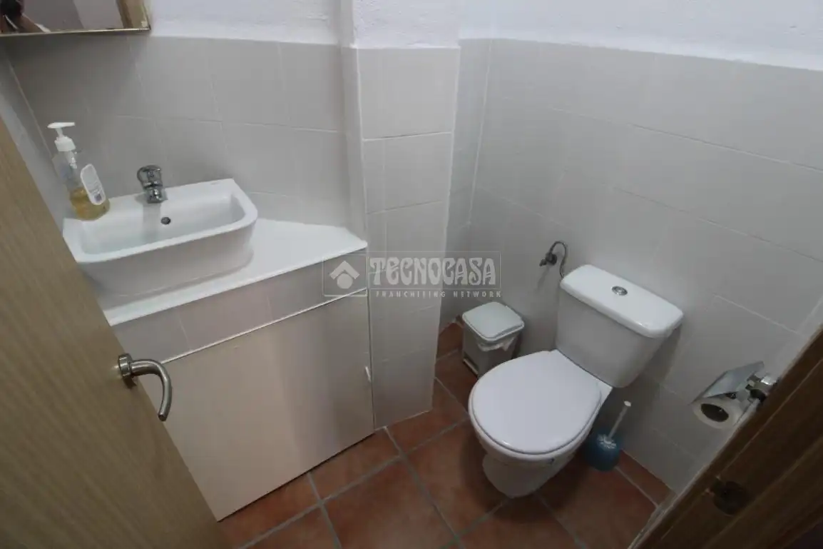 Local comercial en venda a Pasaje Santa Rosa., imagen 7