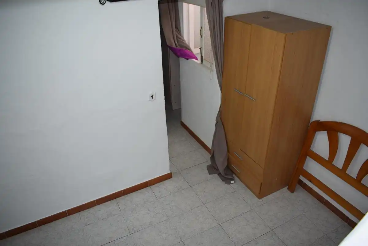 Dormitori de Casa adosada en venda en Almuñécar amb Terrassa, Moblat i Microones