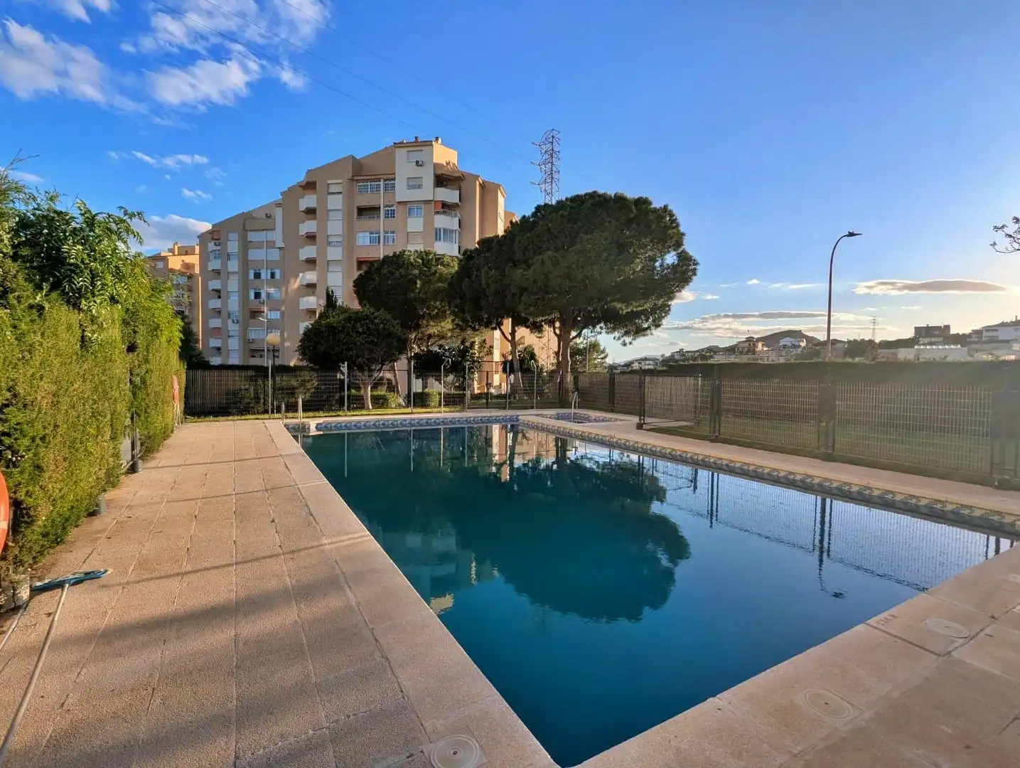 Piscina de Piso en venta en Rincón de la Victoria con Aire acondicionado, Terraza y Piscina comunitaria