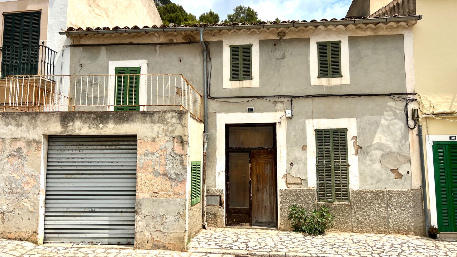 Vista exterior de Finca rústica en venda en Selva amb Jardí privat
