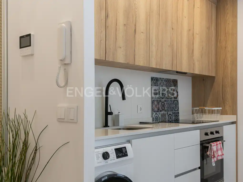 Küche von Wohnung zur Miete in Valencia mit Klimaanlage, Heizung und Parkett